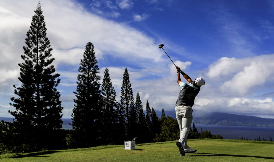LAHAINA, HI - JANUARY 07:  Hideki Matsuyama of Japan plays his shot from the 18th tee during the third round of the SBS Tournament of Champions at the Plantation Course at Kapalua Golf Club on January 7, 2017 in Lahaina, Hawaii.  (Photo by Sean M. Haffey/Getty Images)