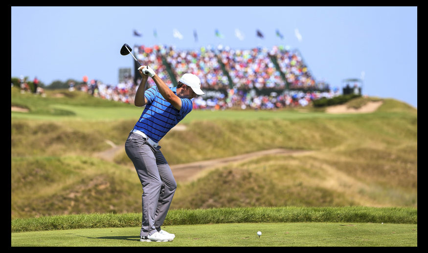 SHEBOYGAN, WI - AUGUST 14: Jordan Spieth of the United States hits his tee shot on the sixth hole during the second round of the 2015 PGA Championship at Whistling Straits on August 14, 2015 in Sheboygan, Wisconsin.  (Photo by Andrew Redington/Getty Images)