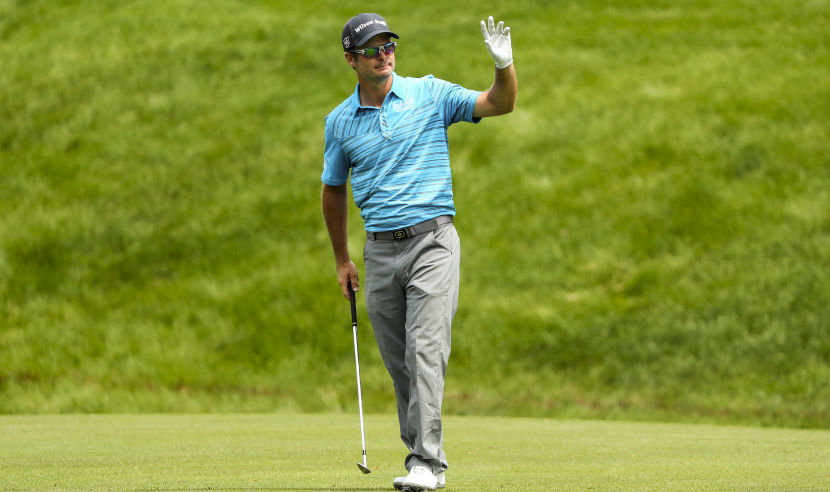 DUBLIN, OH - JUNE 02:  Kevin Streelman waves to the gallery on the 14th hole during the first round of The Memorial Tournament at Muirfield Village Golf Club on June 2, 2016 in Dublin, Ohio.  (Photo by Sam Greenwood/Getty Images)
