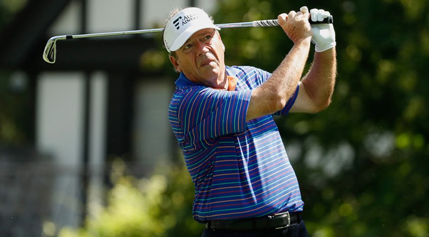 36-hole leader Joey Sindelar