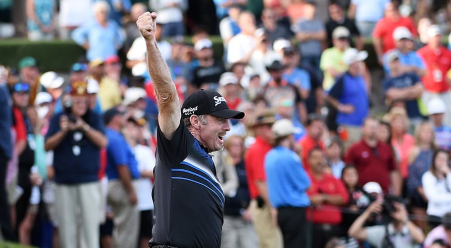 Rod Pampling rolled in a 32-foot putt on the 72nd hole to secure his third career victory. (Steve Dykes/Getty Images)